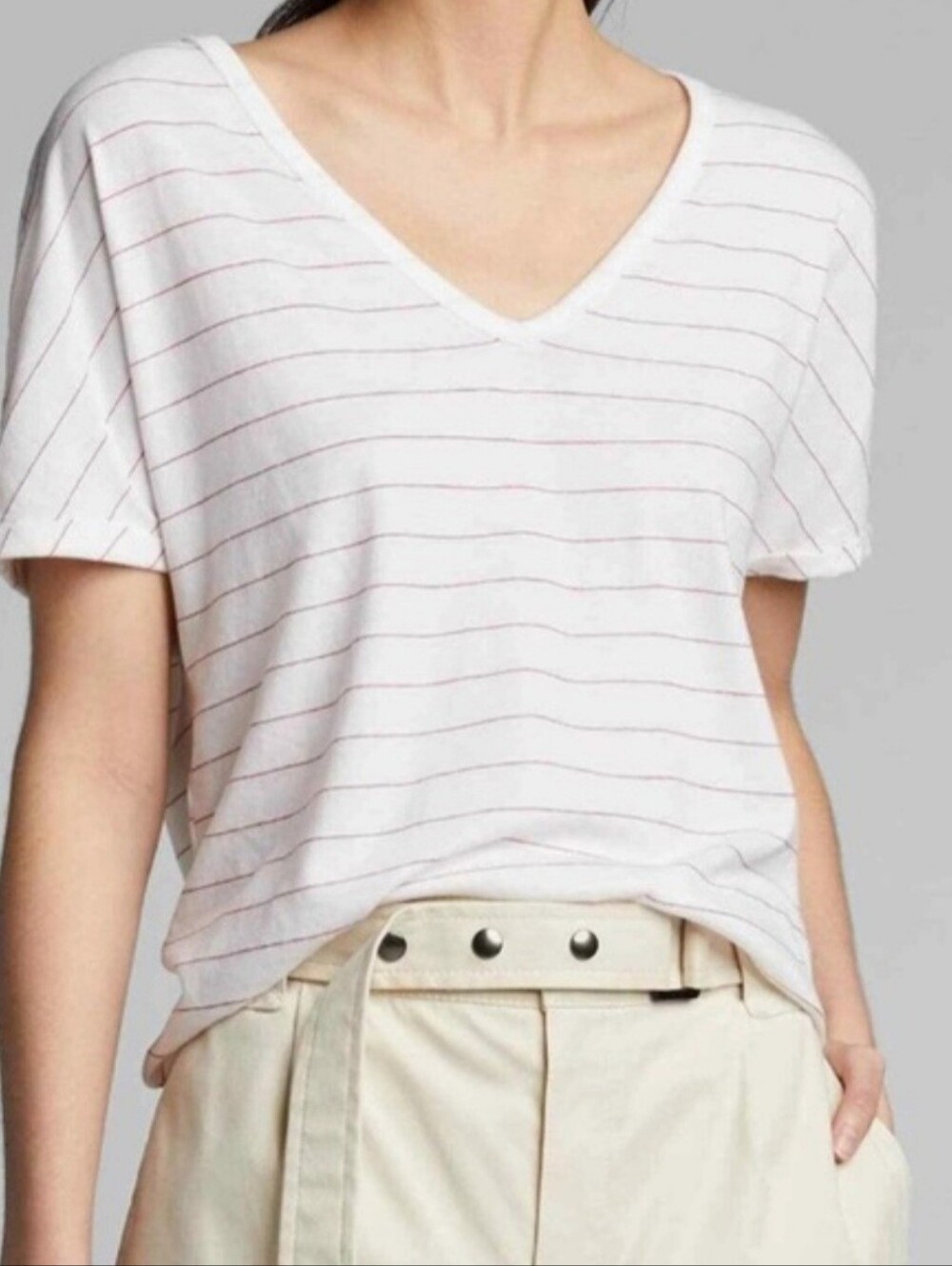NWOT Frank&Eileen Tee Lab Deep V-Neck Essential Jersey Short Sleeve Tee